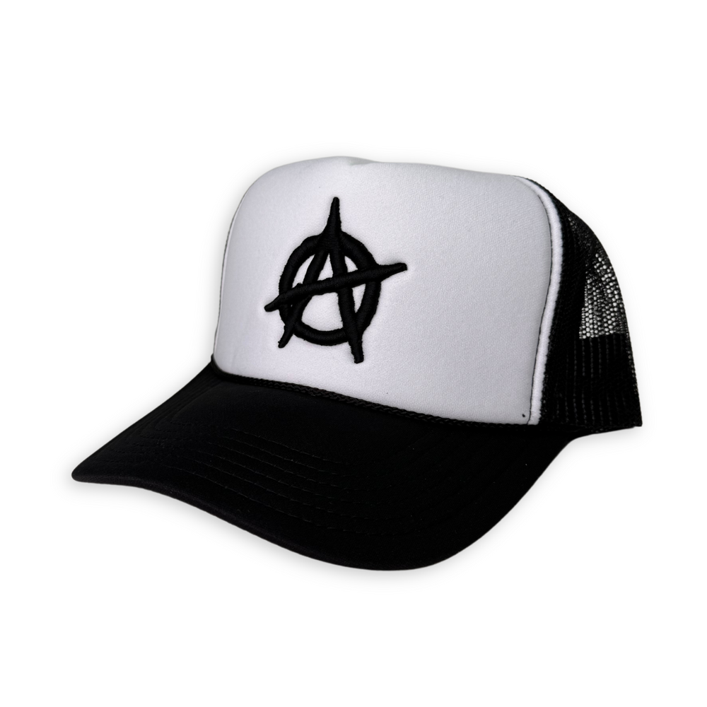 WyCo Vintage Black White Trucker Hat