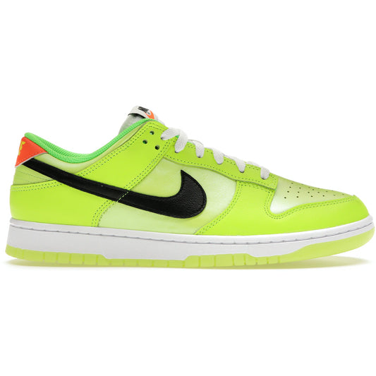 Nike Dunk Low SE Splash Volt