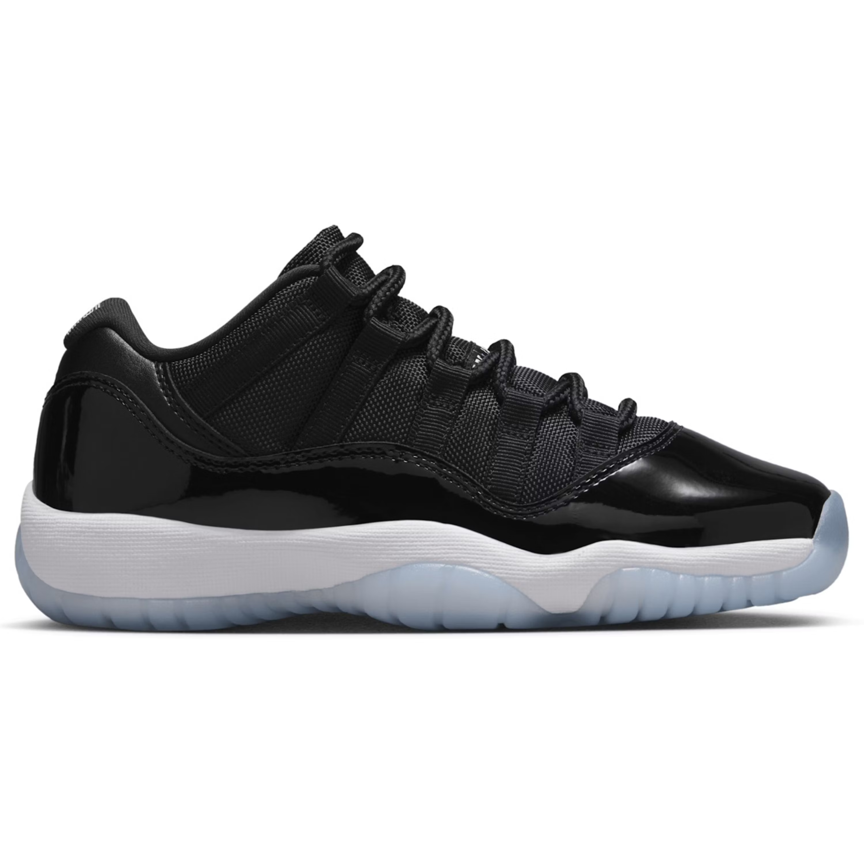 nike jordan 11 retro low space jam