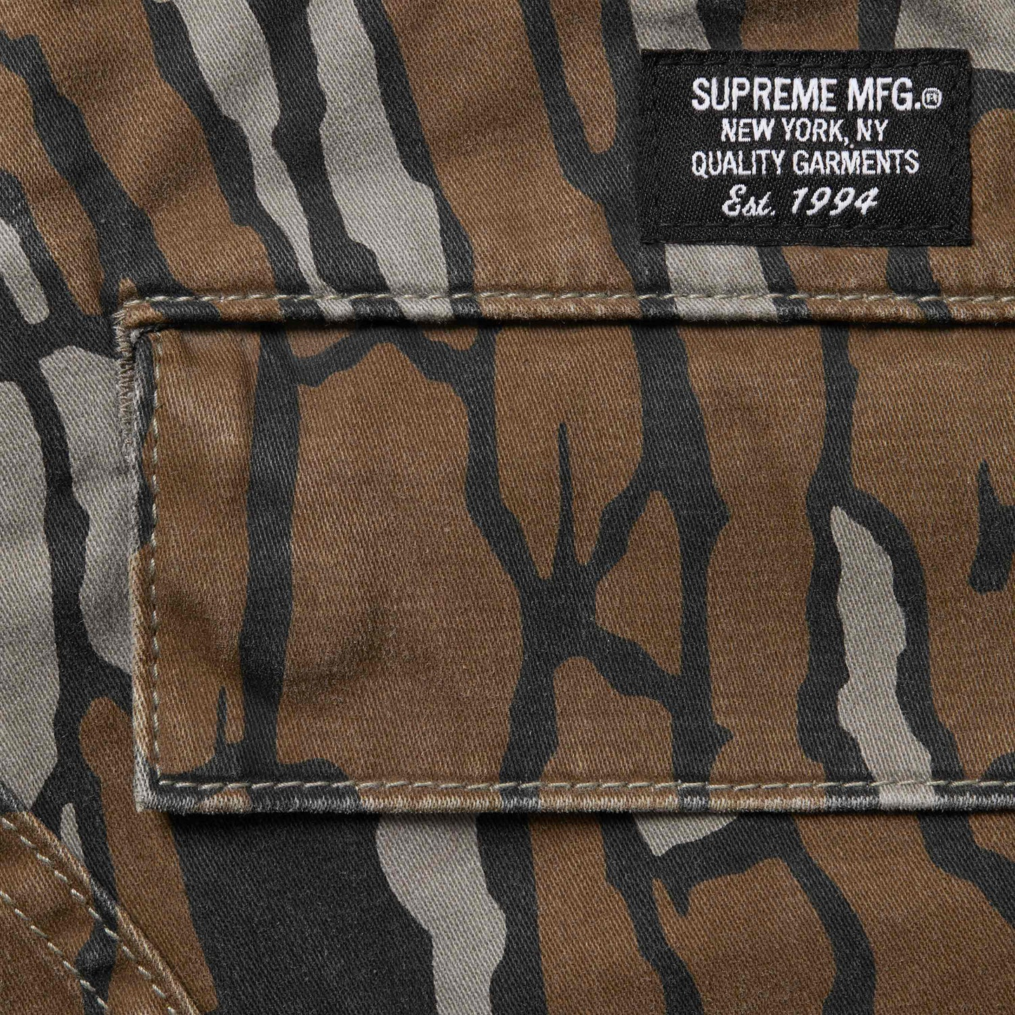 Supreme Mossy Oak Trebark Camo Cargo Shorts