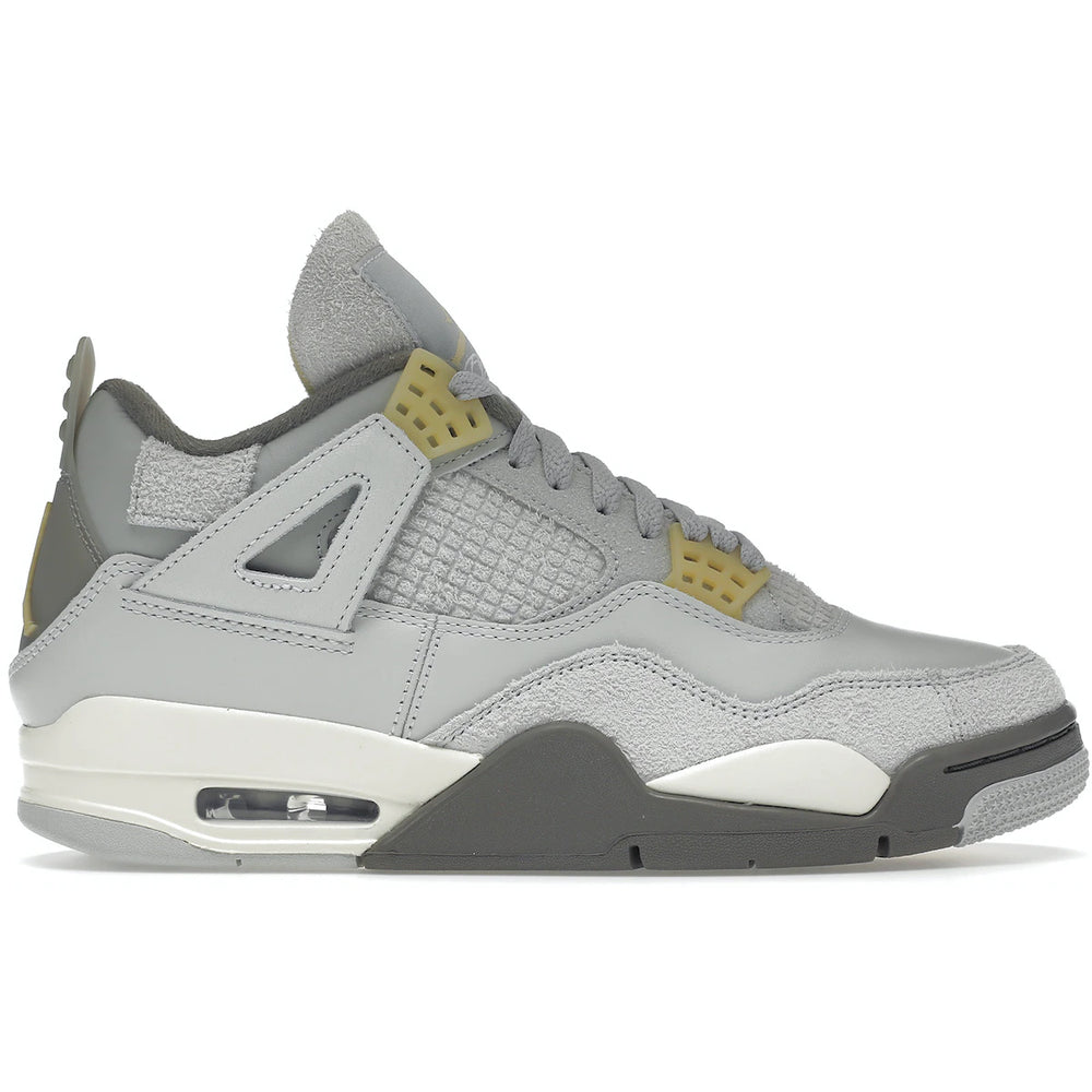 Jordan 4 Retro SE Craft Photon Dust (GS) - 4.5 M / 6 W / 4.5 Y