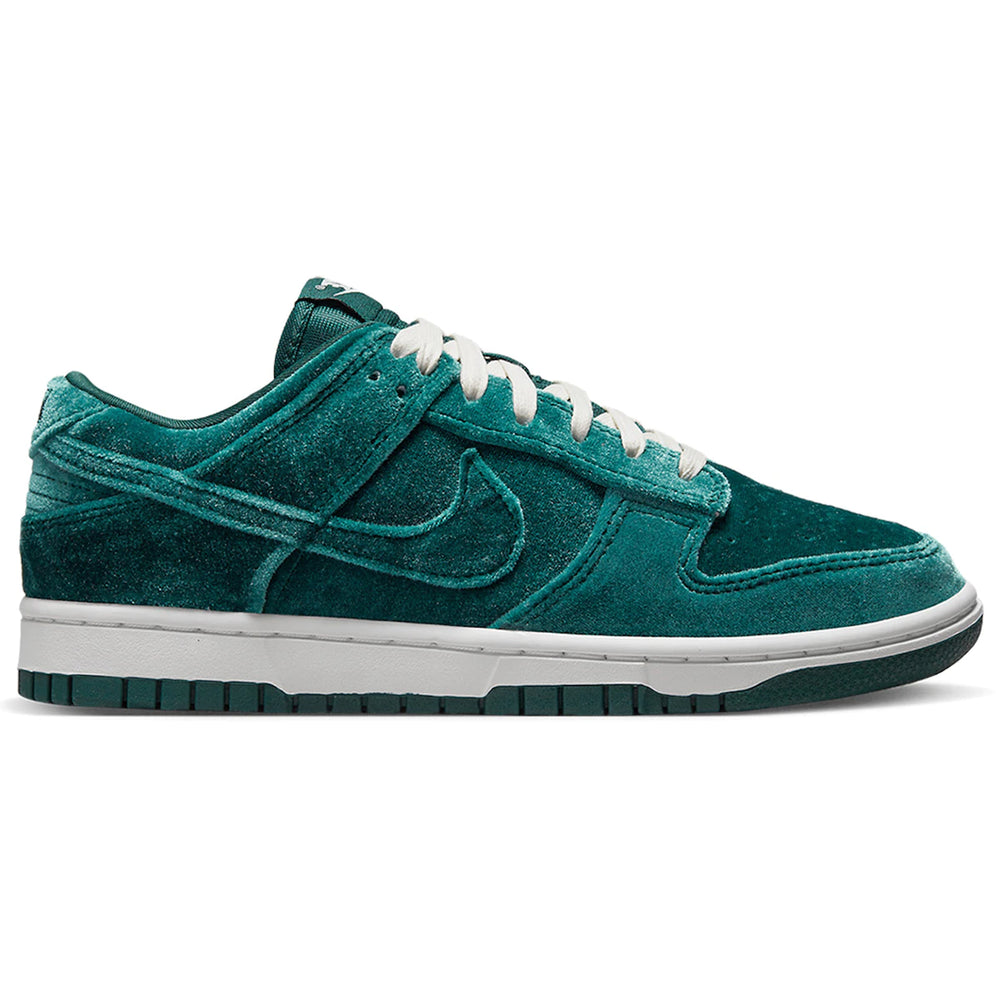 Nike Dunk Low Velvet Teal (W) - 8.5 M / 10 W