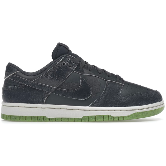 Nike Dunk Low Retro PRM Halloween (2022) - 10.5 M / 12 W