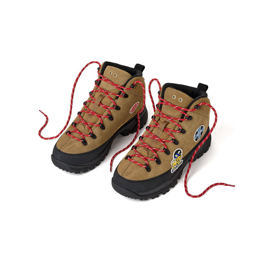 Vale Classic tan hiking boots, angled view